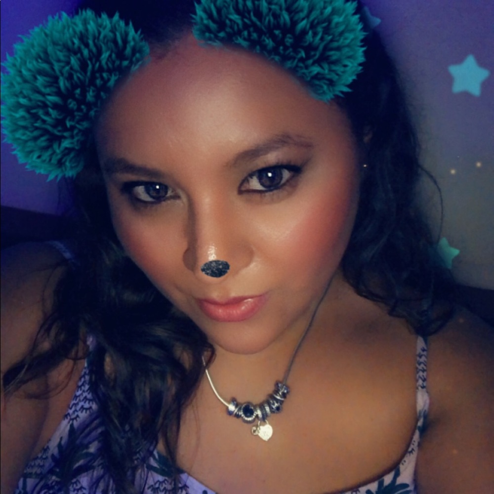 Meet your Posher, Viviana